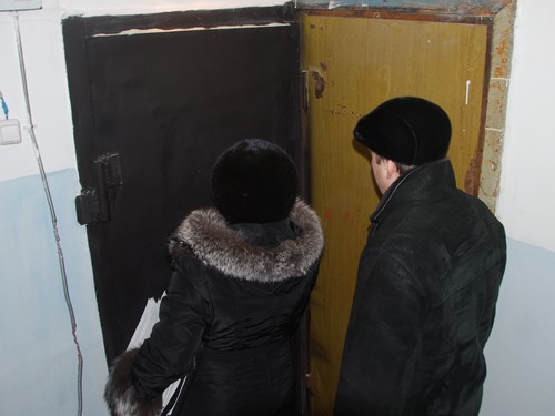 Кто ходит по квартирам с подарками Кто ходит по квартирам с подарками